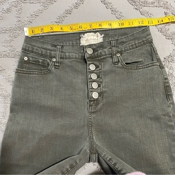 Altar’d State button fly high rise skinny jeans size 3/26 - Picture 8 of 10